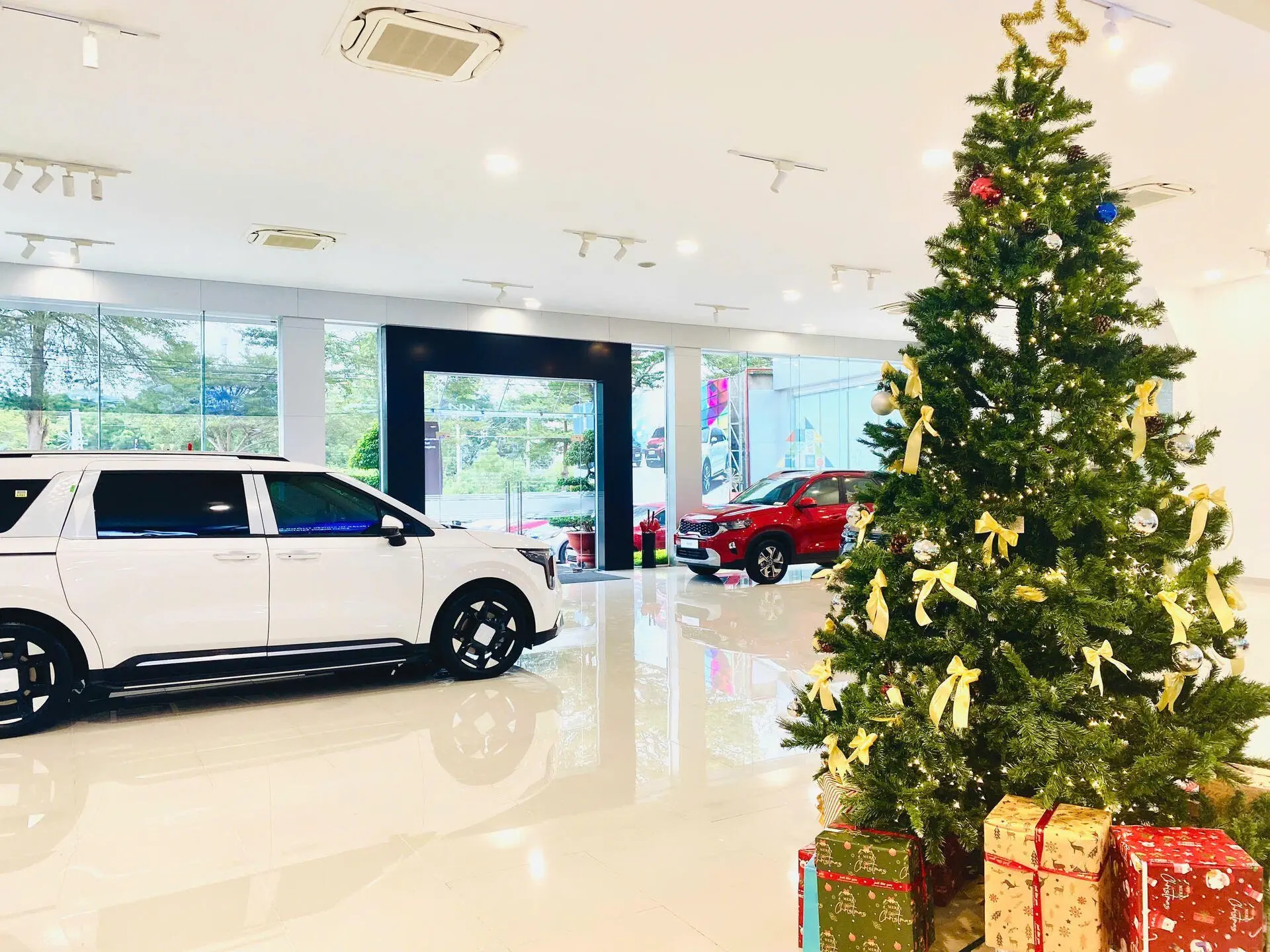 Đón Giáng sinh an lành cùng THACO AUTO Ninh Thuận